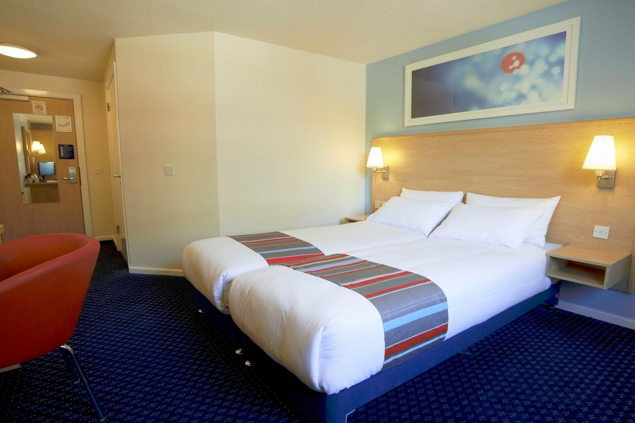 Travelodge Park Royal 3* London